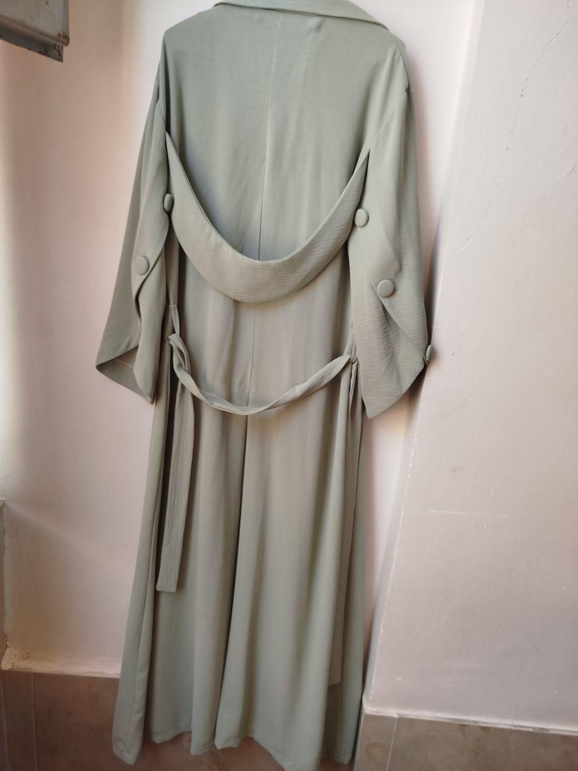 40/44|لباس|میانه, |دیوار