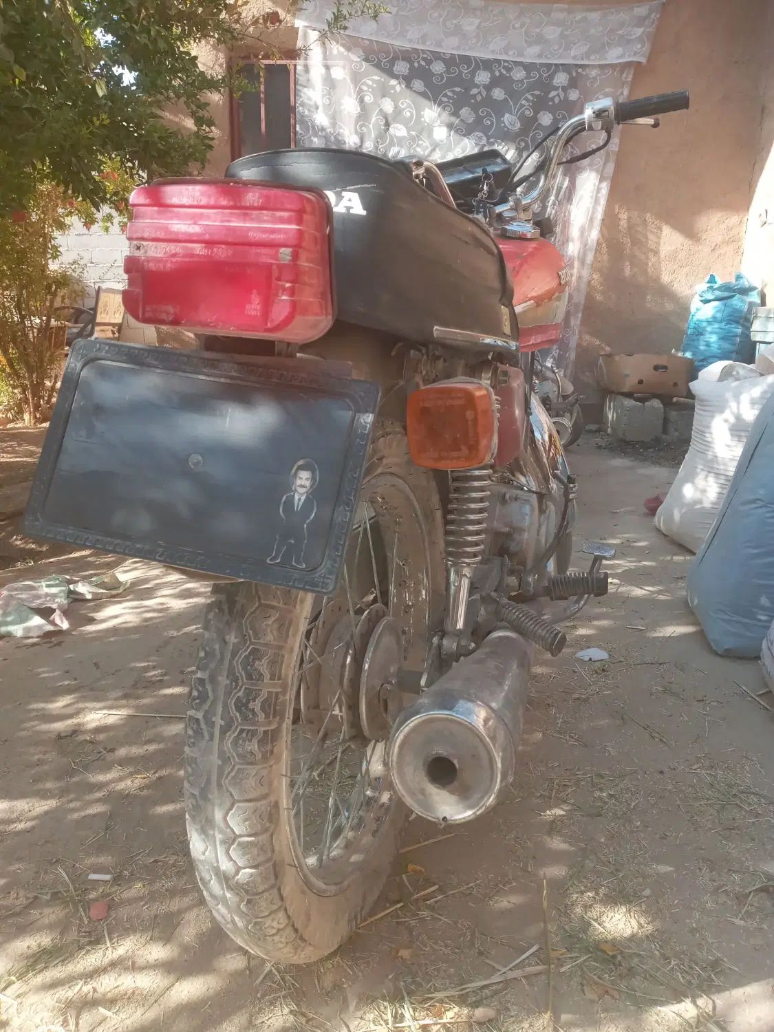 هندا ۱۲۵ مدل ۸۴|موتورسیکلت|اصفهان, جلوان|دیوار