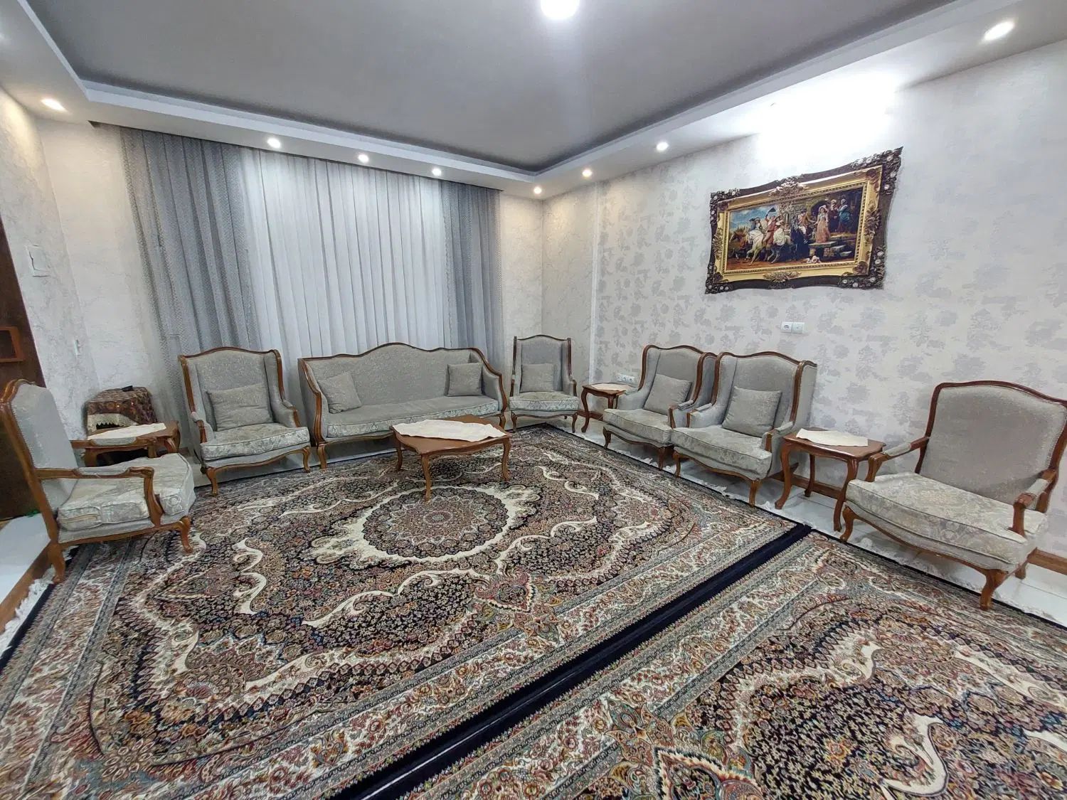 مبل فرانسوی ۹ نفره|مبلمان خانگی و میز عسلی|مشهد, کارمندان دوم|دیوار