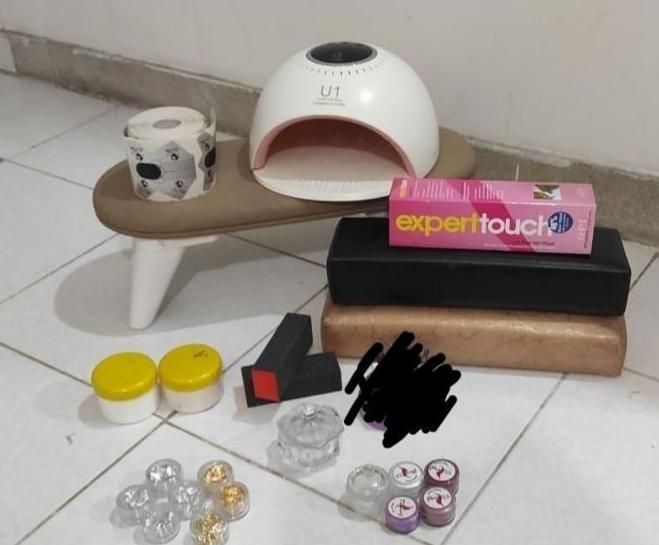 تعدادی وسایل کار ناخن بفروش میرسد|آرایشی، بهداشتی، درمانی|گرگان, |دیوار