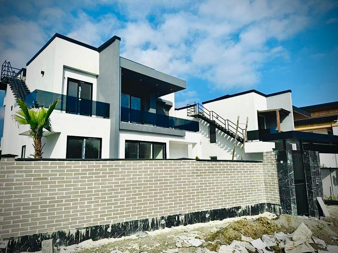 فروش خانه ویلایی ۲۱۰ متری ۳ خوابه (قلعه گردن)|فروش خانه و ویلا|تنکابن, |دیوار