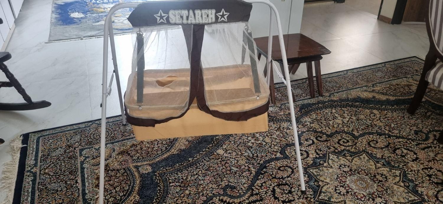 گهواره در حد نو|اسباب و اثاث بچه|گلبهار, |دیوار