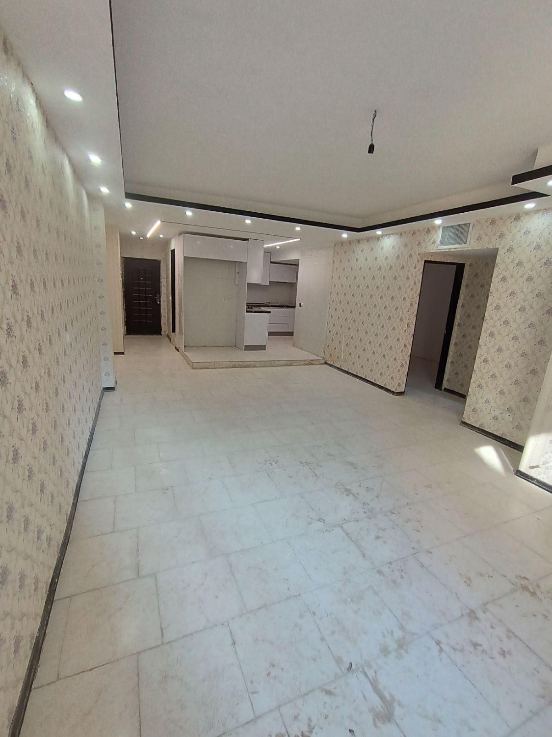 وام تسویه / نوساز کلید نخورده / 90 m /با  پارکینگ|فروش آپارتمان|هشتگرد, فاز ۷ مهستان|دیوار