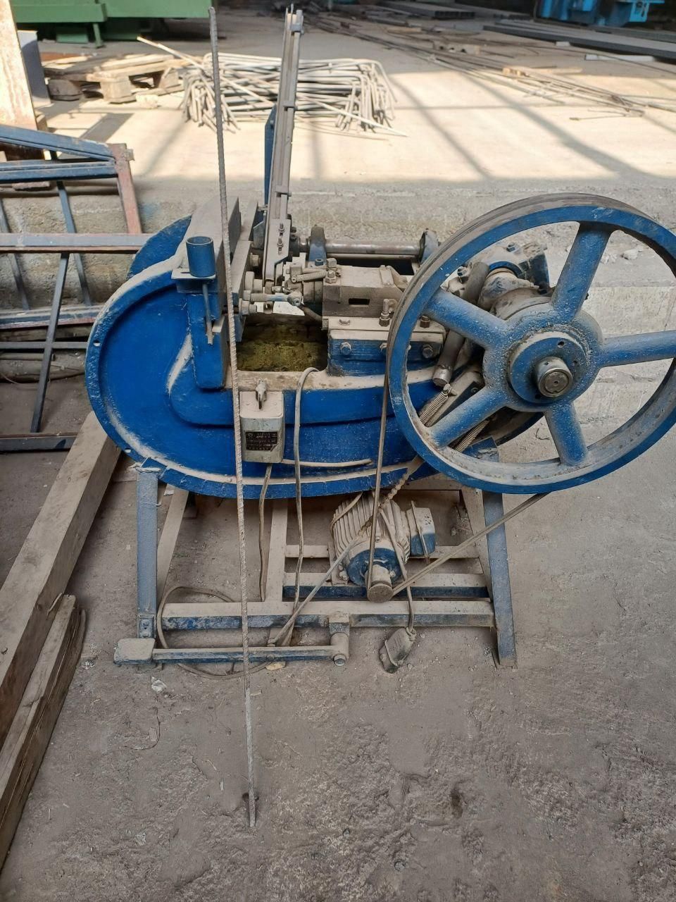 پرس افقی با ویبراتور یا فیدر اتومات چینی|ماشین‌آلات صنعتی|پاکدشت, خاتون آباد|دیوار