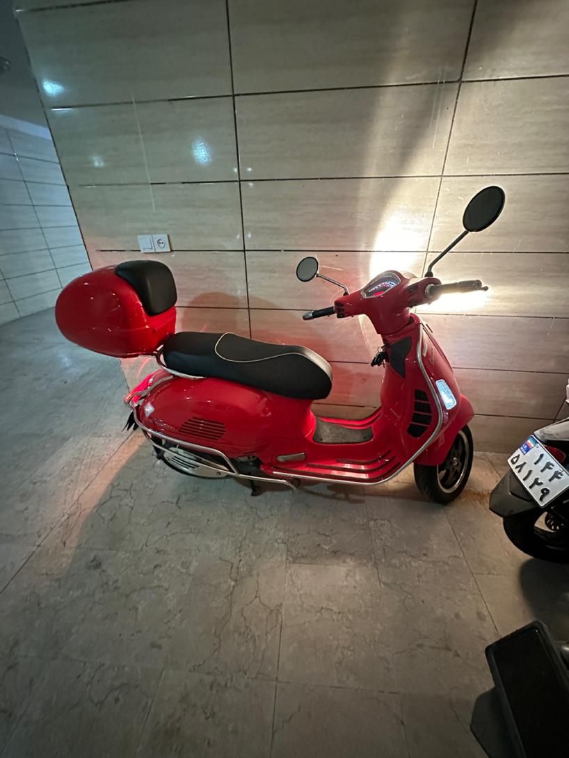 وسپا جی تی اس مدل ۹۸|موتورسیکلت|تهران, نیاوران|دیوار