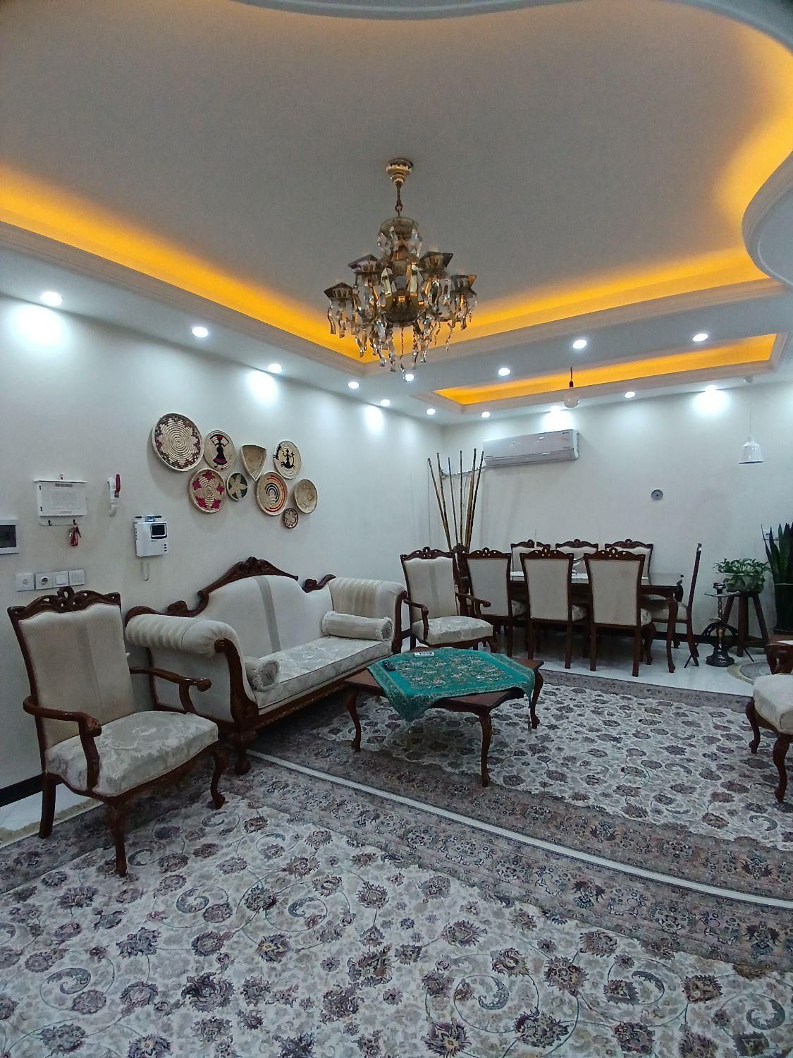 ۸۷ متر/دو خواب/سینا(ماهان)ساختمانی شیک|فروش آپارتمان|کهریزک, |دیوار