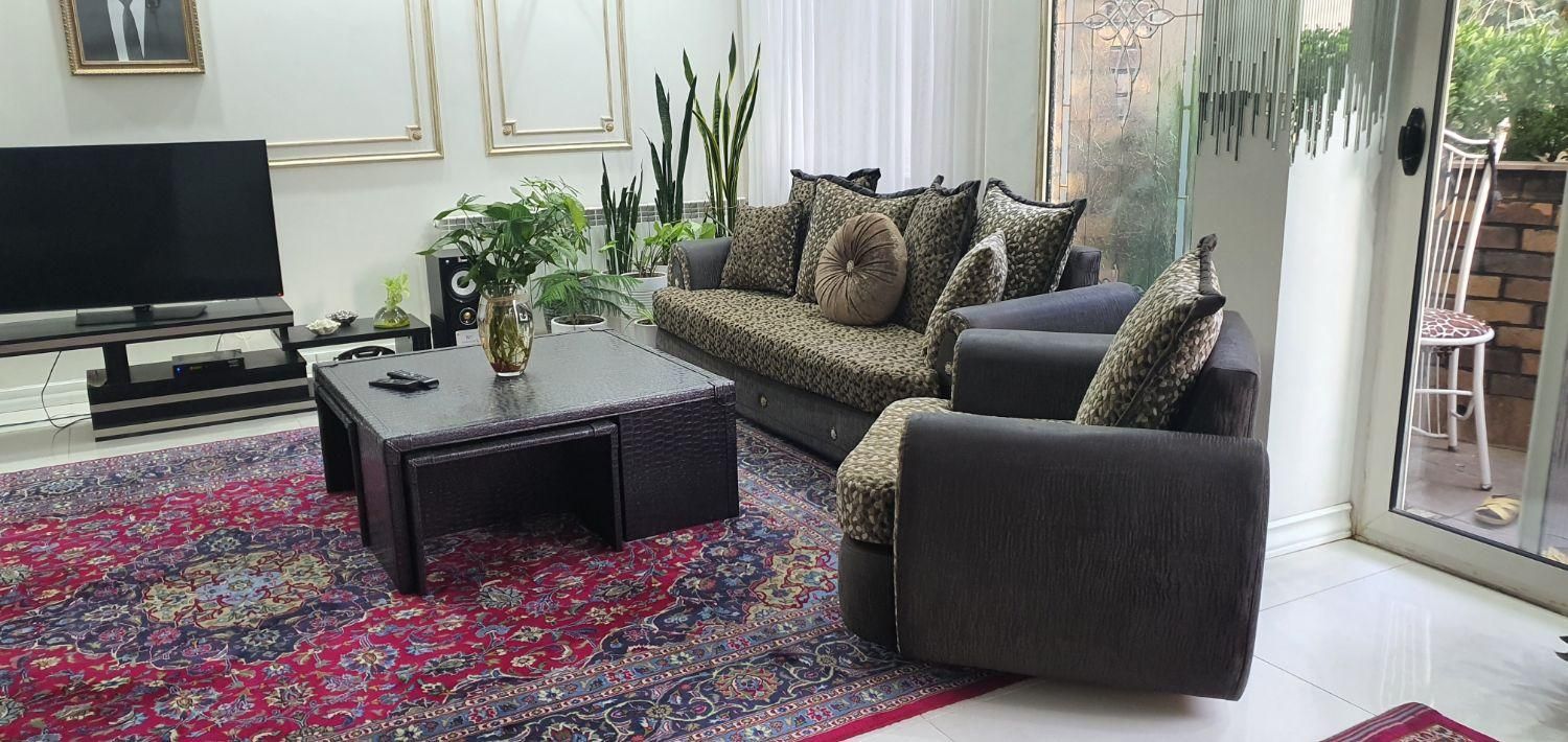 با ۵ قسط ۷ میلیونی صاحب مبل راحتی مارک ابریشم شوید|مبلمان خانگی و میز عسلی|مشهد, دانشجو|دیوار