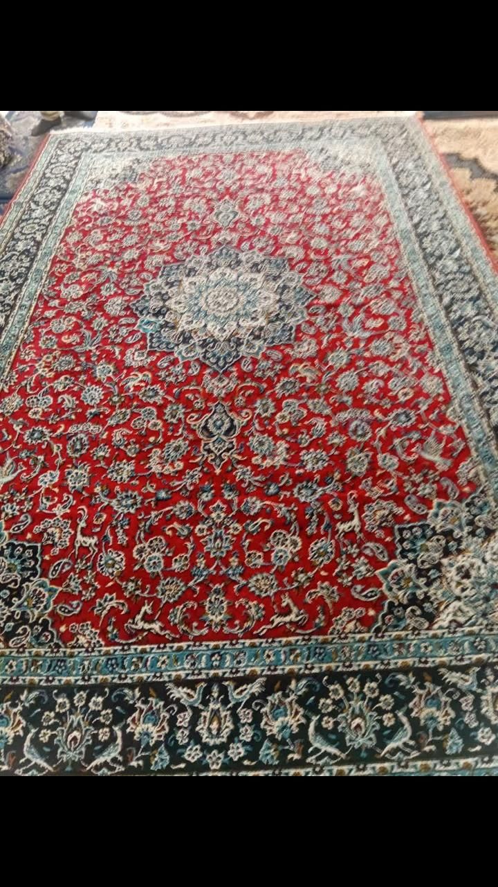 یک عدد فرش ۲عدد روفرشی۱۲متری ۲۰۰۰۰۰۰ویک تابلو فرش|روفرشی|اصفهان, ابر|دیوار