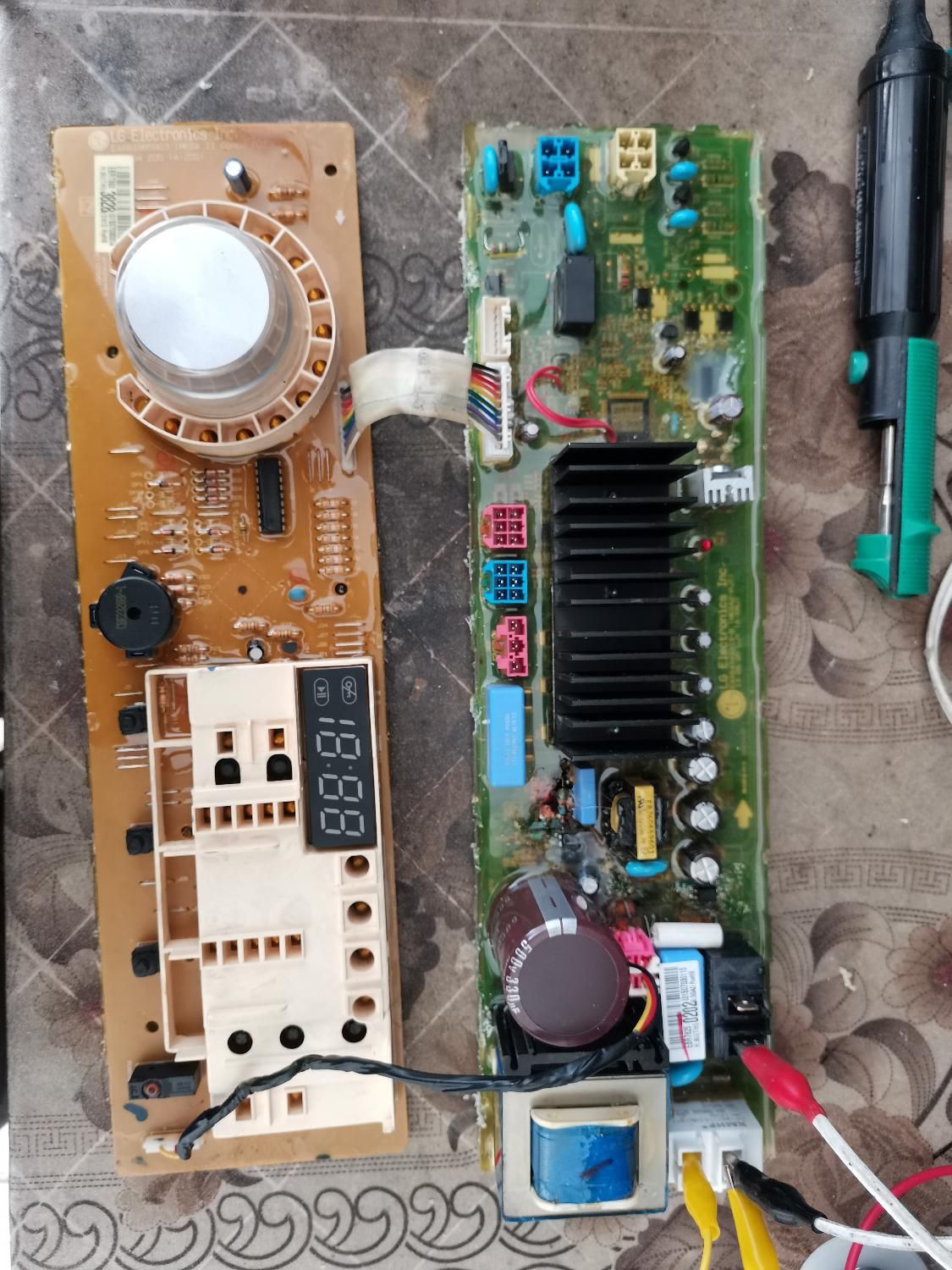 تعمیر تخصصی برد الکترونیکی، یخچال لباسشویی ظرفشویی|خدمات پیشه و مهارت|شهرکرد, |دیوار