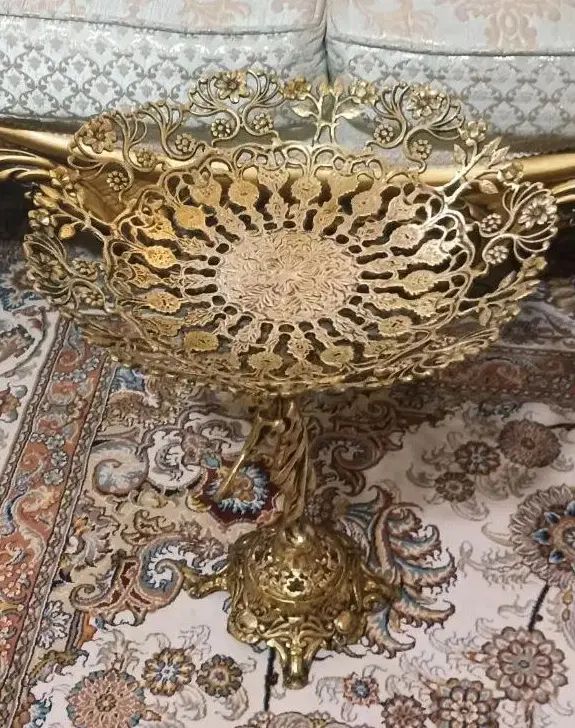 کنار سالنی جنس برنز ، میوه خوری  پایه بلند زیبا|صنایع دستی و سایر لوازم تزئینی|قدس, شهر‌قدس|دیوار