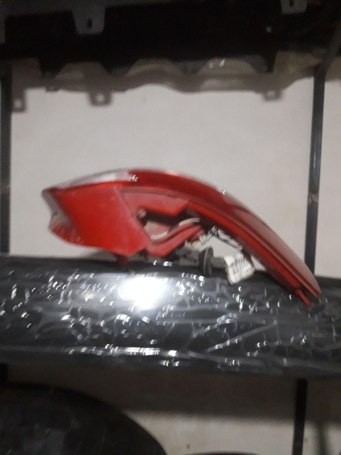 چراغ خطر رانا|قطعات یدکی و لوازم جانبی|قم, کاسه گران|دیوار