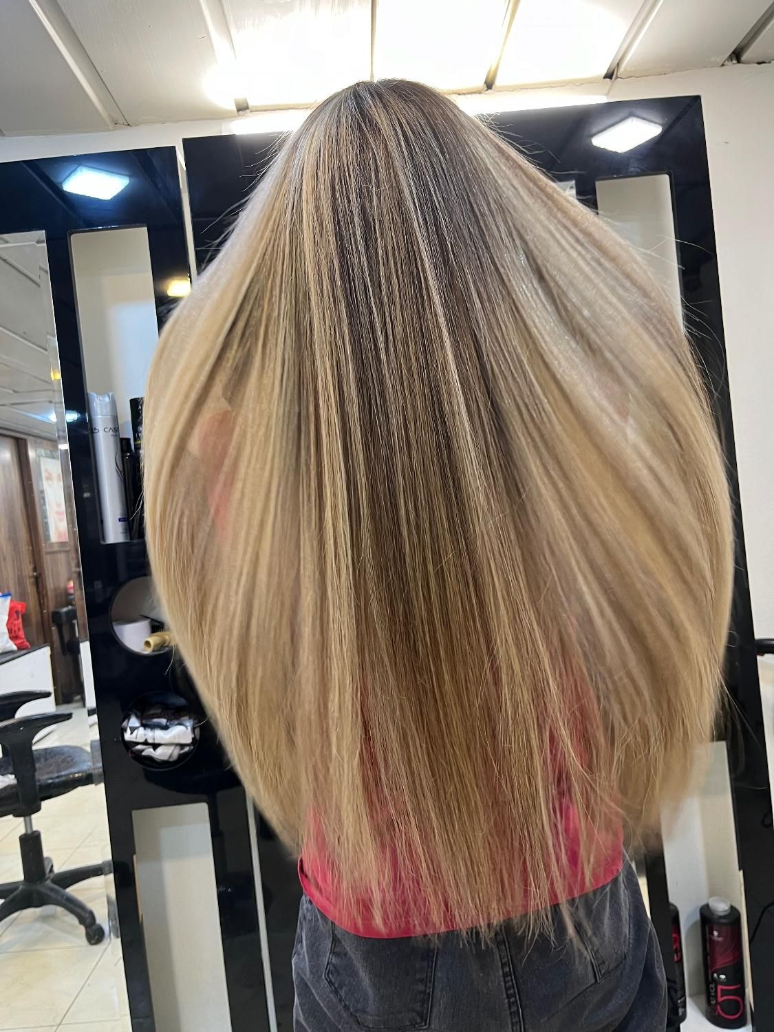 رنگ و لایت یک میلیون هزینه مواد|خدمات آرایشگری و زیبایی|تهران, اکباتان|دیوار