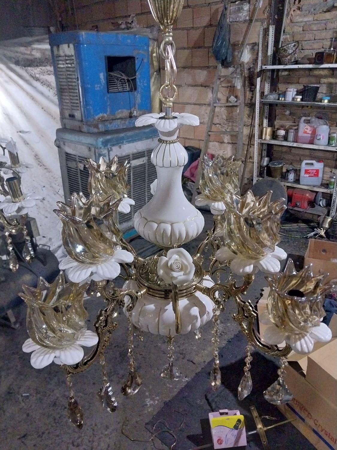 لوستر ۴ شاخه  ترکیبی برنج و سرامیک خطی|لوستر و چراغ آویز|بروجرد, |دیوار