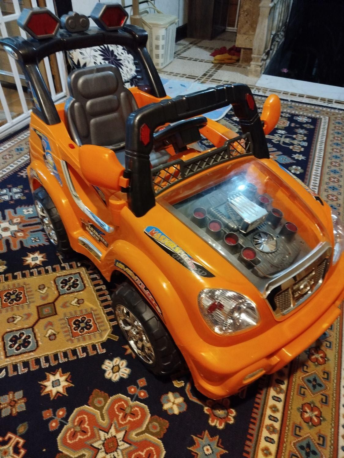 ماشین شارژی زیاداستفاده نشده،باتری نیازمندتعمیر|اسباببازی بچه|علیآباد کتول, |دیوار