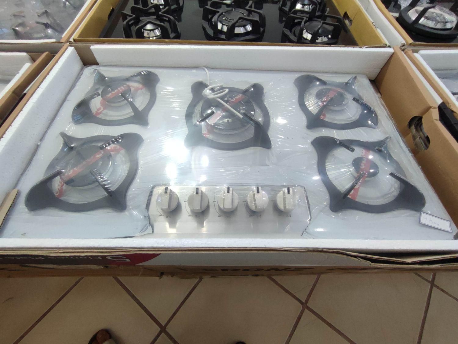 اجاق گاز صفحه ای شیشه ای مدل (( مشکی سفید))|اجاق گاز و لوازم برقی پخت‌وپز|بوشهر, |دیوار