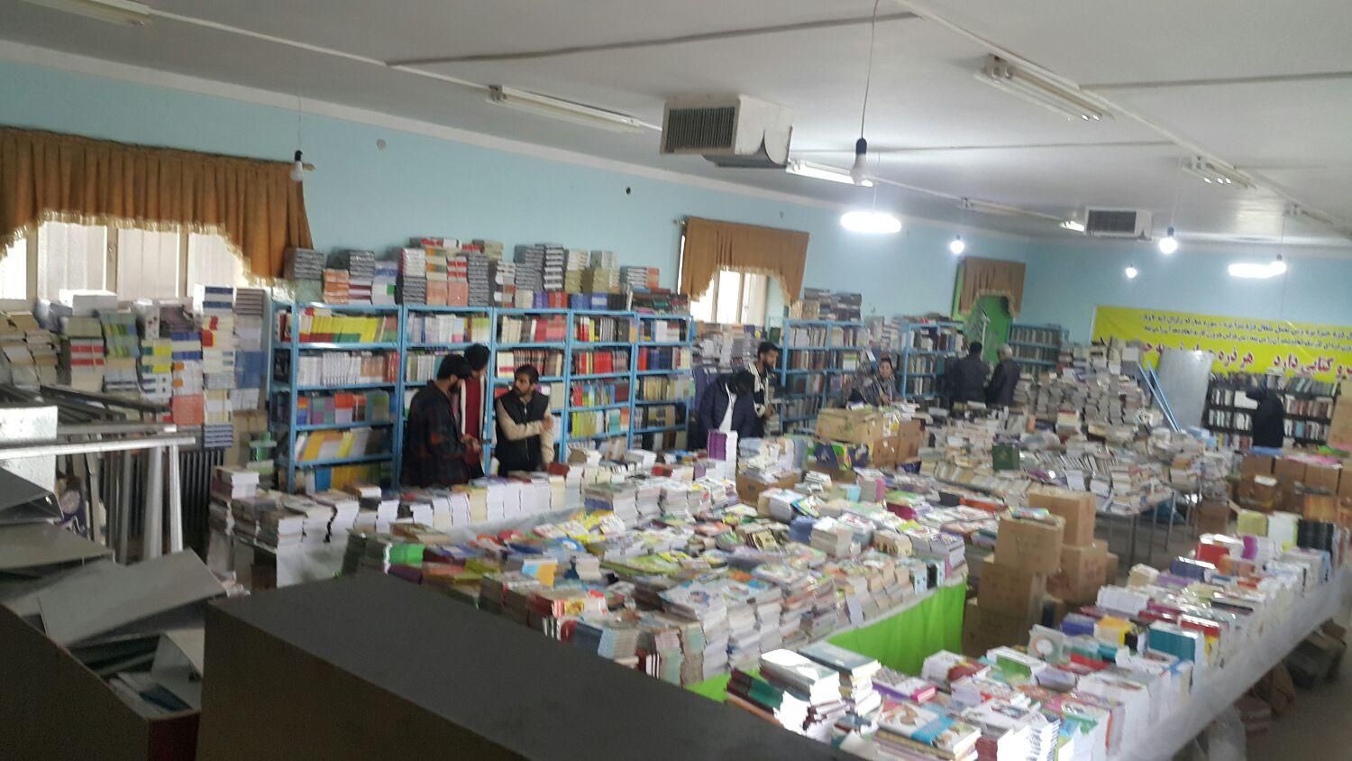 بیش از 500هزارجلدکتاب دربازارکتاب اسلام آبادغرب|کتاب و مجله|کرمانشاه, |دیوار