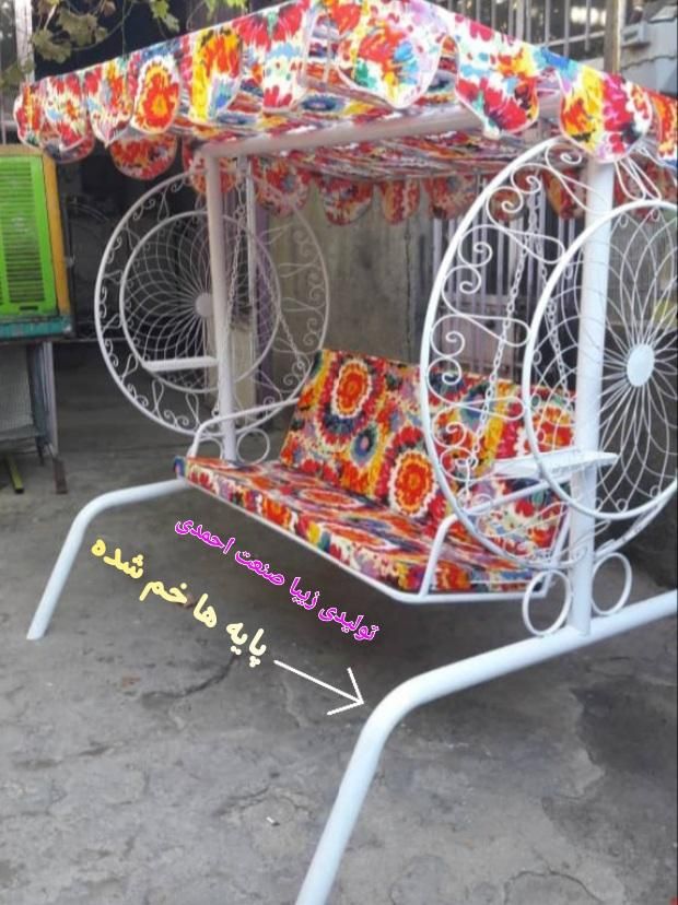 تاب وصندلی|صندلی و نیمکت|بهار, |دیوار