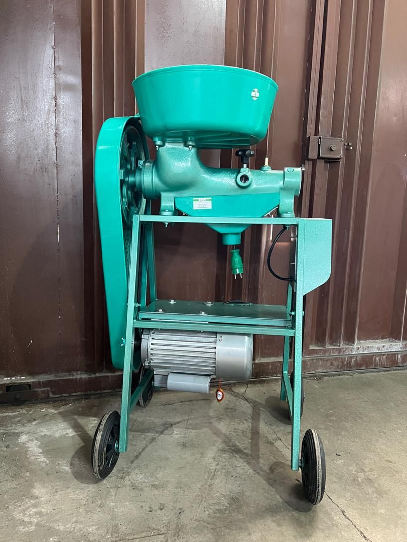 دستگاه آب انار گیری مارک ذوالفقار|کافی‌شاپ و رستوران|ری, شهرری|دیوار