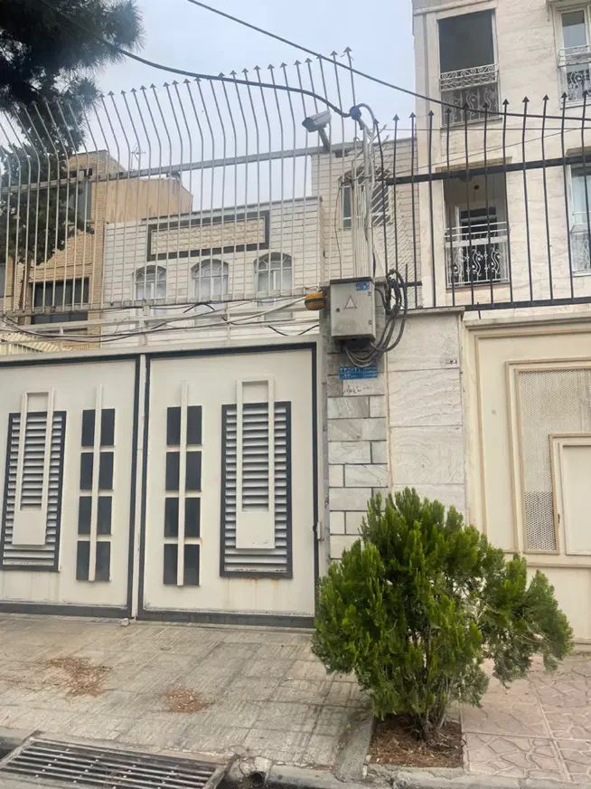 ۲۰۰متر کلنگی شمالی با جواز ساخت آماده تخریب المپیک|فروش زمین و ملک کلنگی|تهران, دهکده المپیک|دیوار