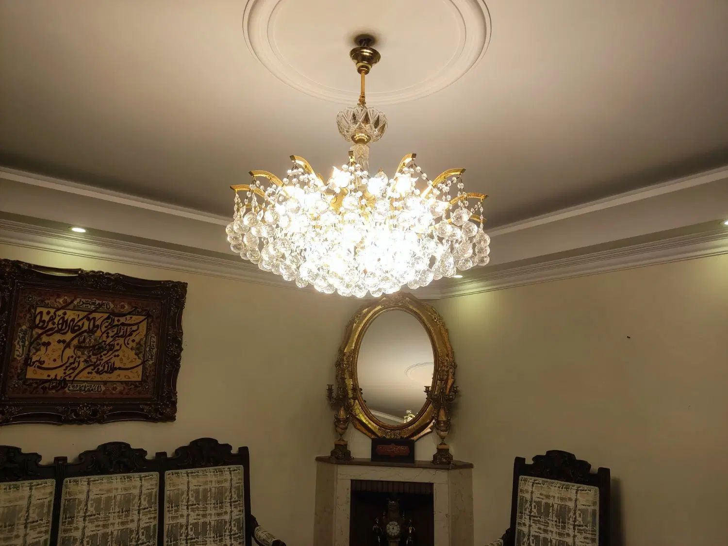 لوستر برنجی طلایی اصل کریستالی 16 شاخه 2 عدد|لوستر و چراغ آویز|تهران, پاسداران|دیوار