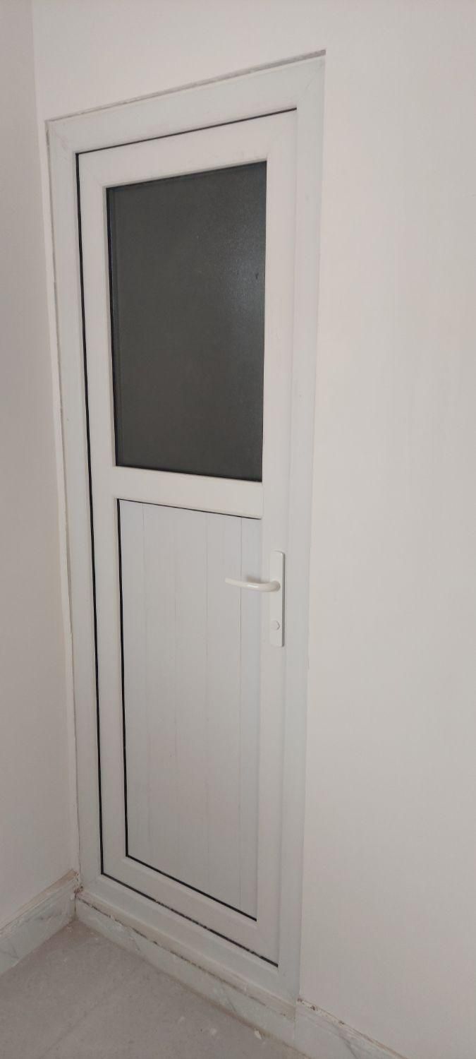 نصاب درب پنجره upvc تخصصی|مصالح و تجهیزات ساختمان|بندرعباس, |دیوار