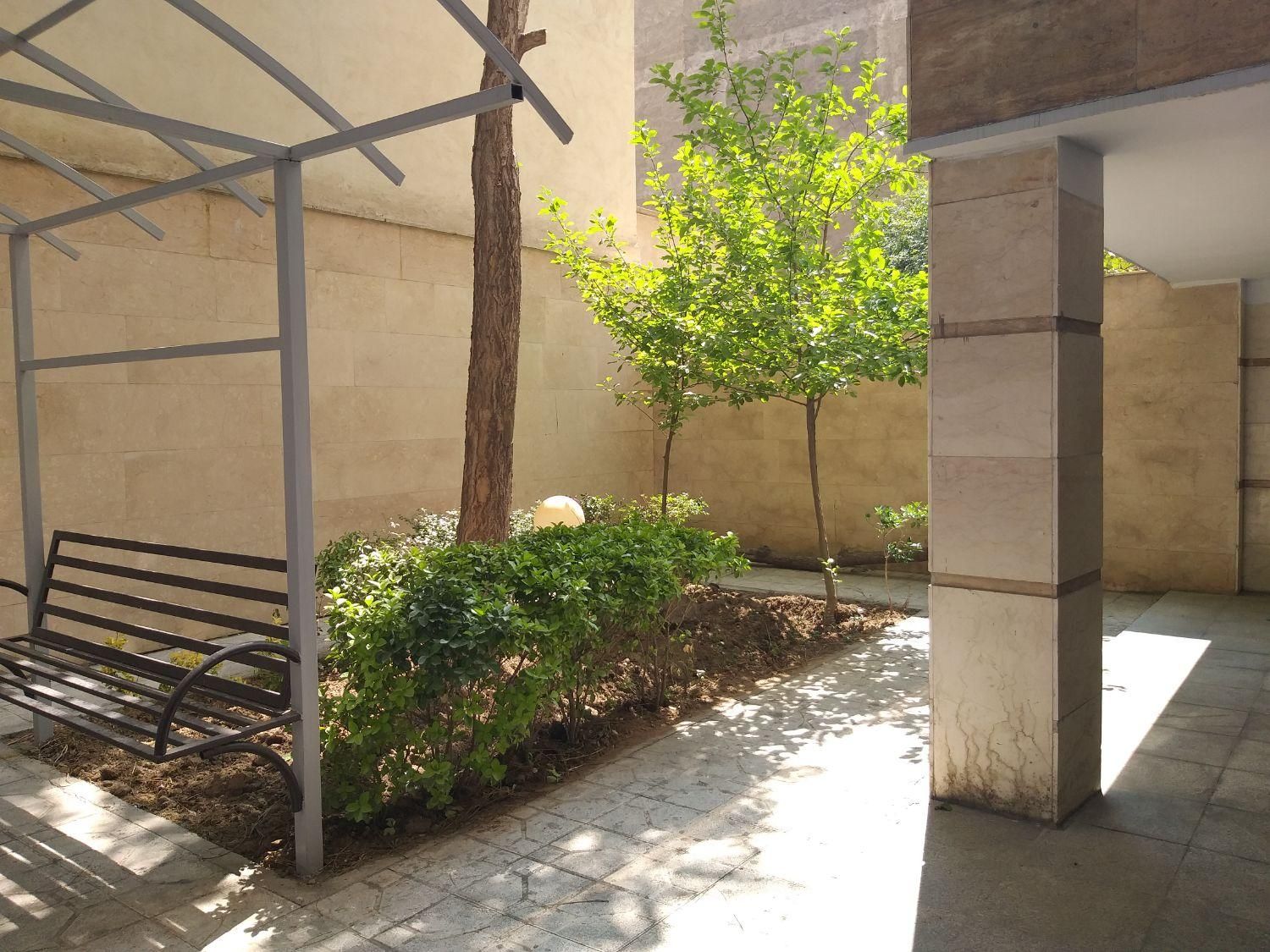 فروش آپارتمان/تاپ لوکیشن/فرصت استثنائی/شیک و زیبا|فروش آپارتمان|کرج, گلشهر|دیوار