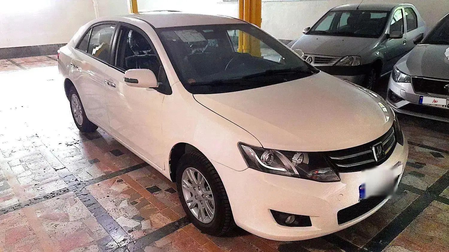 آریو اتوماتیک صفر خشک  1600CC مدل 1400|خودرو سواری و وانت|تهران, فرمانیه|دیوار