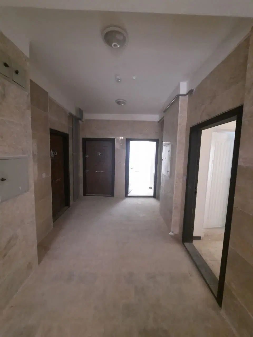 اپارتمان با پارکینگ مسقف|فروش آپارتمان|پرند, فاز ۶|دیوار