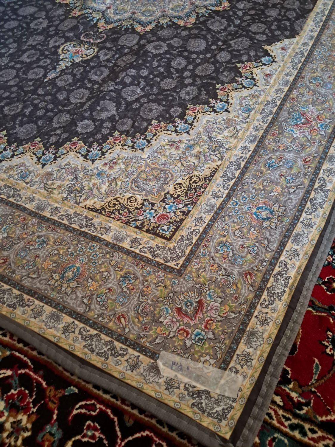 فرشینه پشت نمدی|فرش|قم, انسجام|دیوار