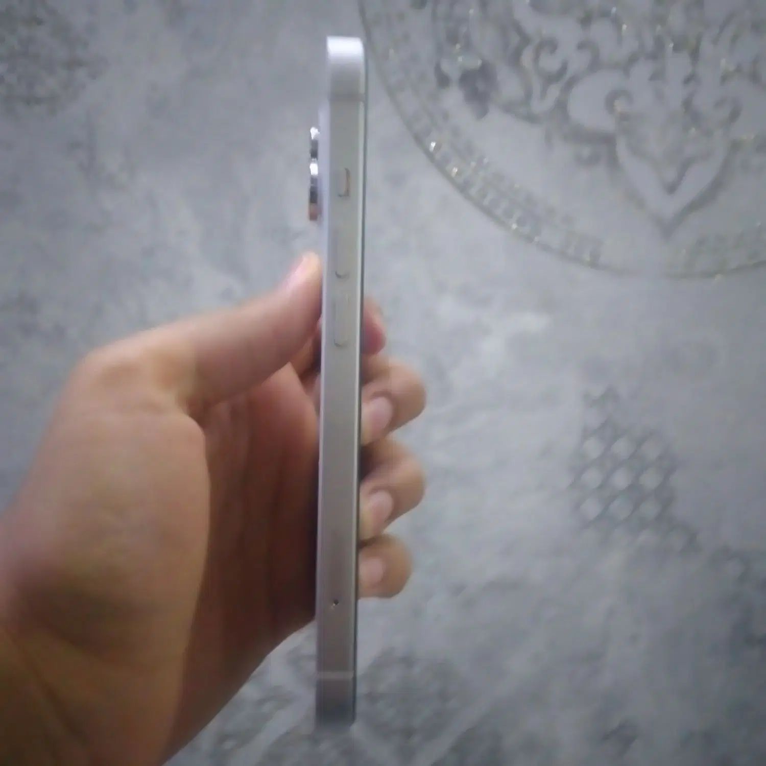 اپل iPhone 13 با حافظهٔ ۱۲۸ گیگابایت|موبایل|تهران, دژکام|دیوار