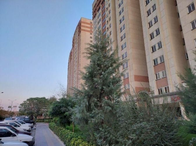 ۱۱۰ متر دو خواب برج مجلل دریاچه با سونا استخر فعال|اجارهٔ آپارتمان|تهران, دریاچه شهدای خلیج فارس|دیوار