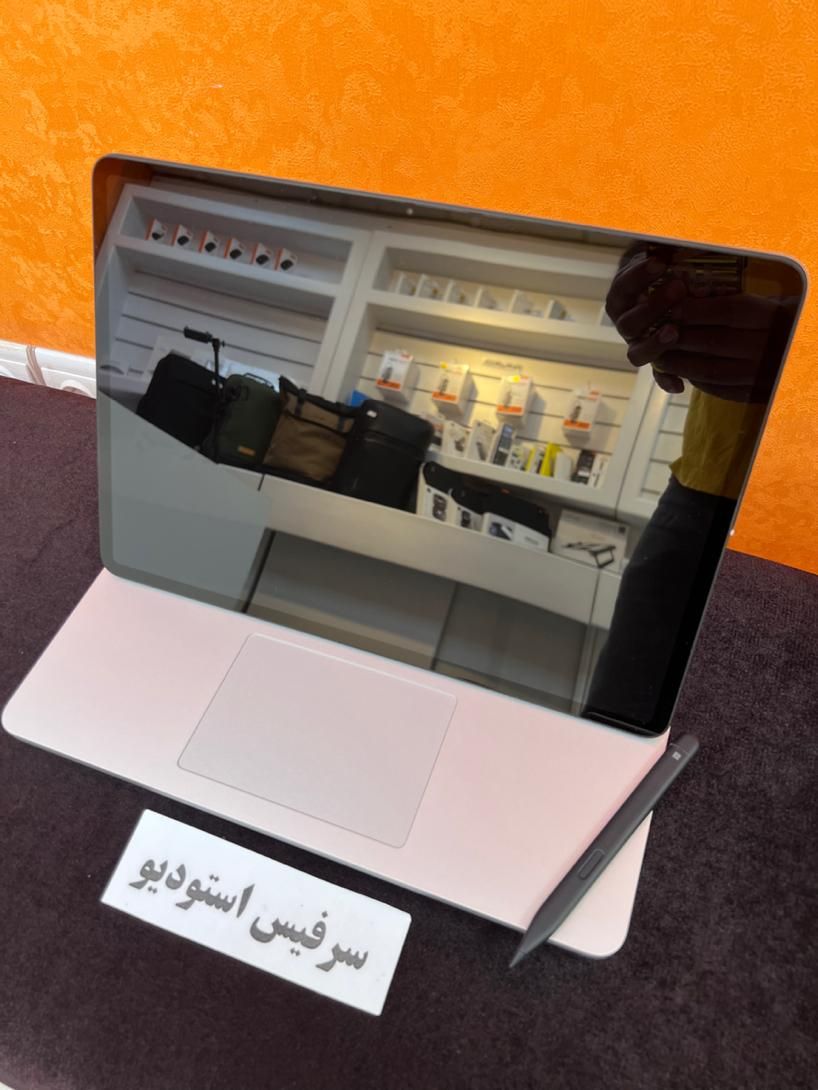 سرفیس استودیو ۲- نقد و اقساط|رایانه همراه|اصفهان, باغ نگاره|دیوار