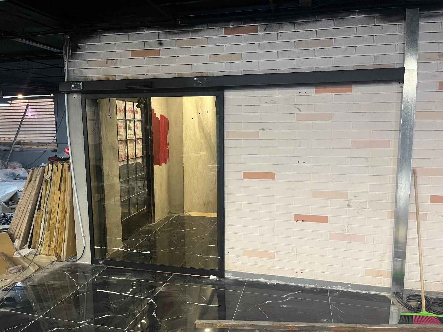 درب های اتوماتیک،سکوریت،کرکره برقی،پارتیشن شیشه ای|خدمات پیشه و مهارت|بندرعباس, |دیوار