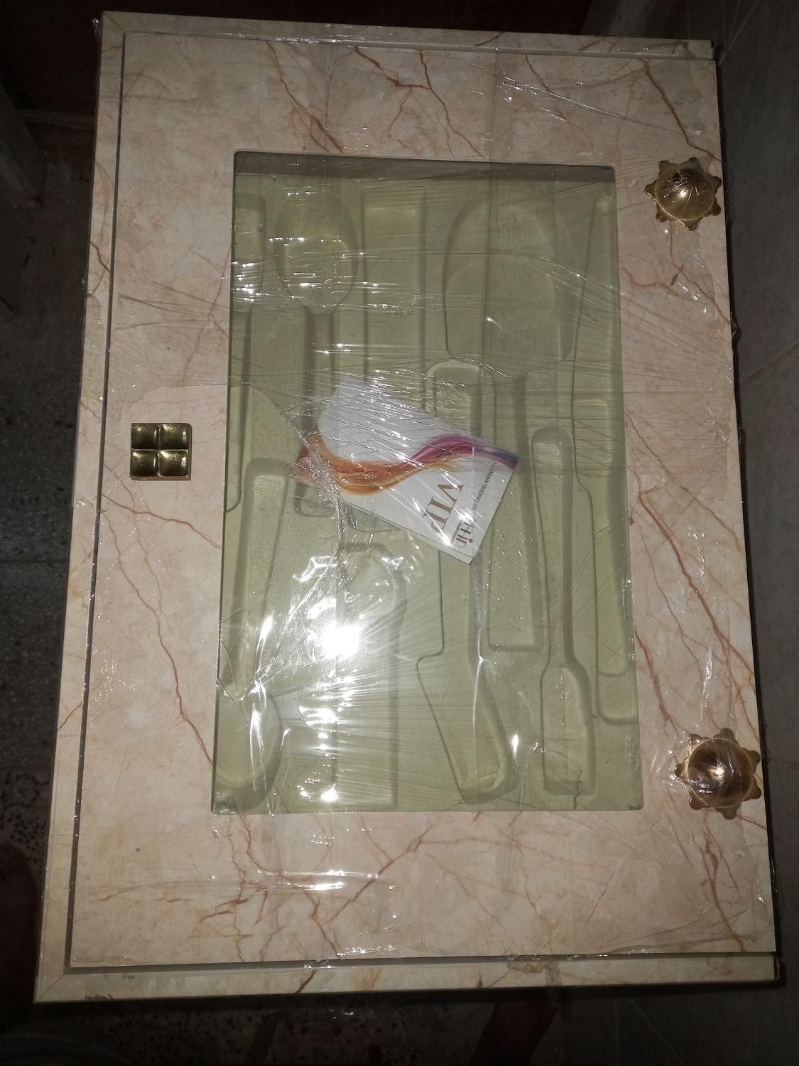 کنسول جاقاشقی سه طبقه طرح سنگی فروش|آب‌چکان و نظم‌دهنده ظروف|الیگودرز, |دیوار