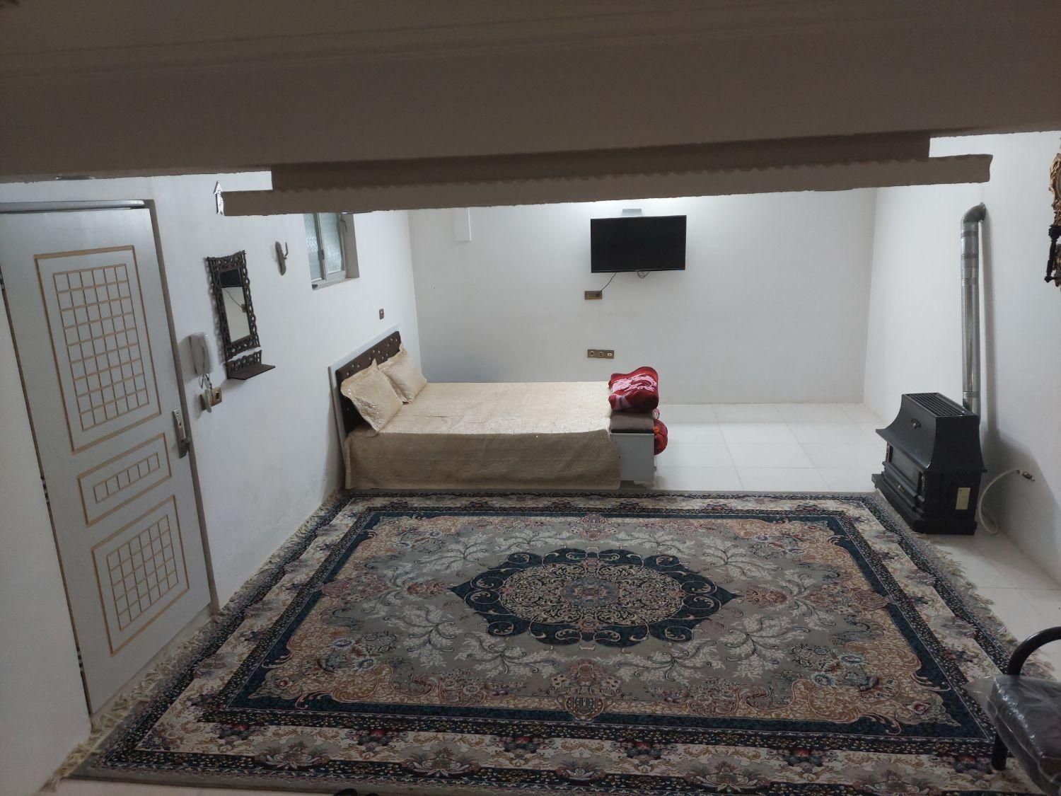 سوئیت مسافر نوساز همکف بدون پله با پارکینگ|اجارهٔ کوتاهمدت آپارتمان و سوئیت|یزد, |دیوار