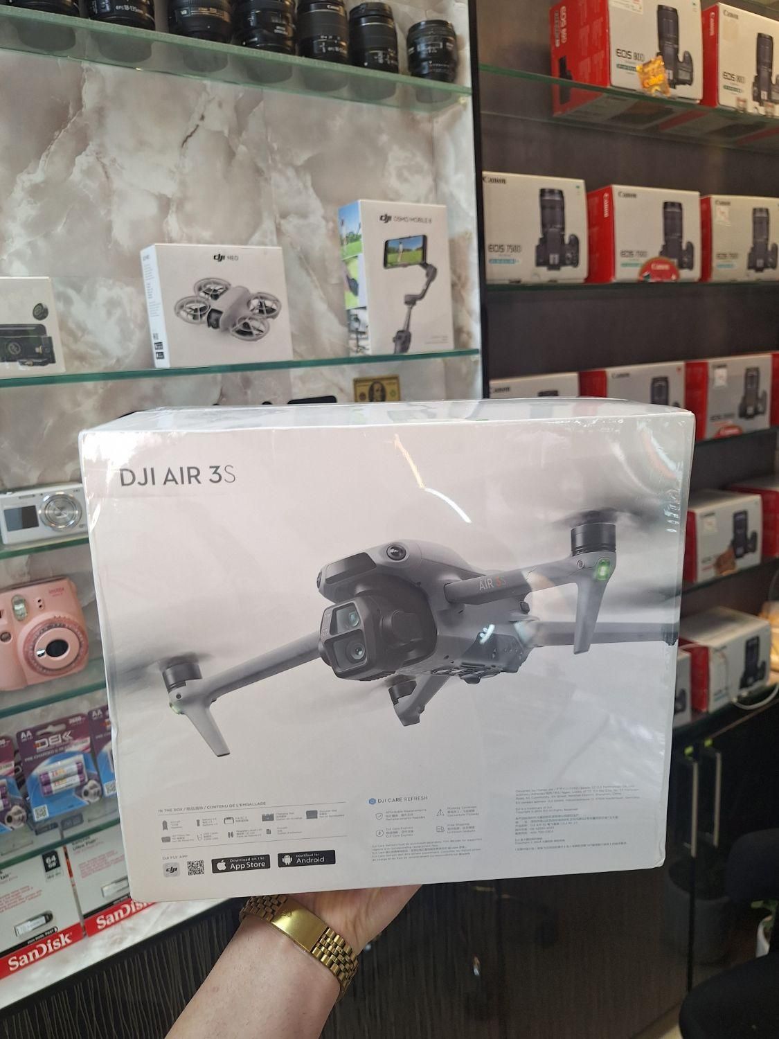 هلی شات dji air 3 S rc2 combo ریموت تصویری|دوربین عکاسی و فیلم‌برداری|تهران, فردوسی|دیوار