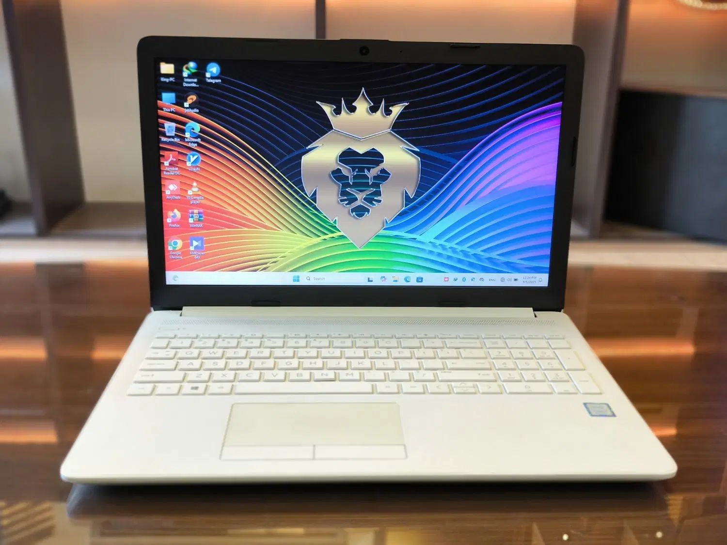 لپتاپ hp سفید ۸ هسته i7 نسل ۸ همه فن حریف جذاب|رایانه همراه|تهران, میدان ولیعصر|دیوار