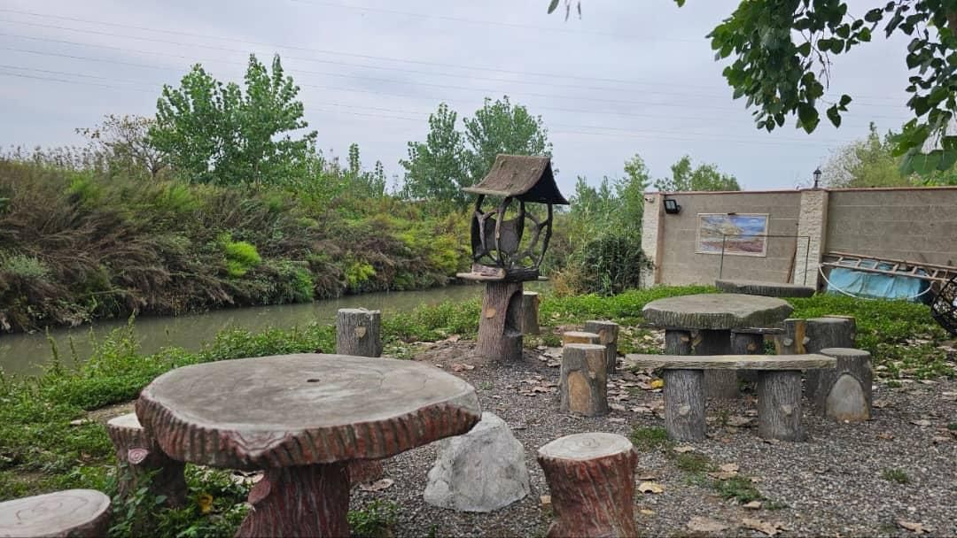 استخردار دو طبقه ۳خواب ویو دار|اجارهٔ کوتاهمدت ویلا و باغ|بندر انزلی, قلم گوده|دیوار