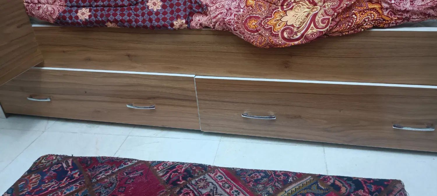 تخت دوطبقه محکم، نوعه نو (به همراه تشک طبی)|تخت و سرویس خواب|تهران, ولنجک|دیوار