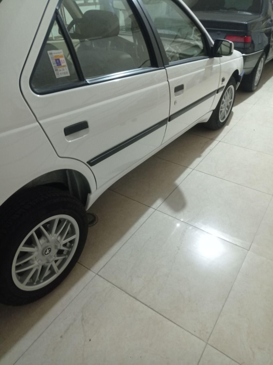 پژو 405 GL - دوگانه سوز CNG، مدل 1385|خودرو سواری و وانت|اشنویه, |دیوار