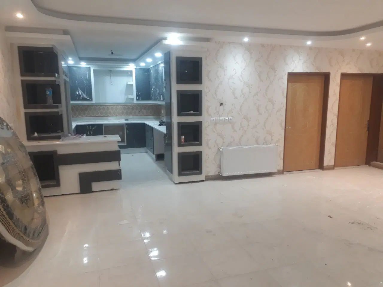 شرایط پرداخت ویژه‌همکف نزدیک سیتی سنترسیمرغ خورزوق|فروش آپارتمان|برخوار, |دیوار