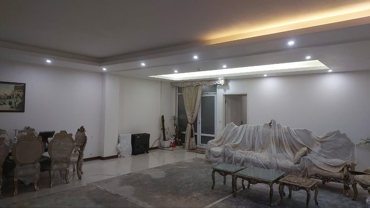 واحد 210 متری، طبقه اول، فروش و معاوضه|فروش آپارتمان|اهواز, گلستان|دیوار