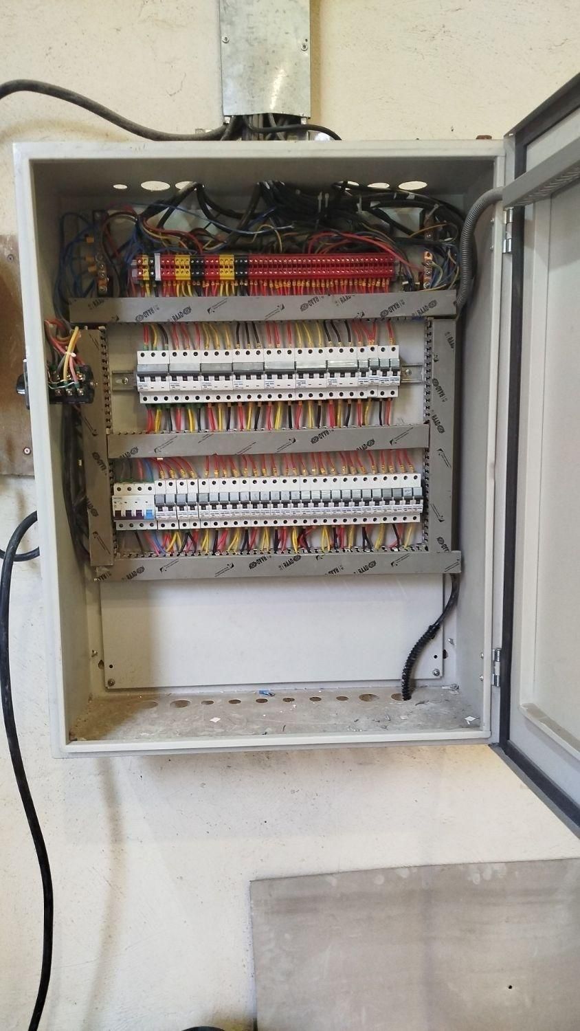 سیمکشی ،نصب آیفون ،برقکار صنعتی، کولر، رفع اتصالی|خدمات پیشه و مهارت|تهران, شادآباد|دیوار