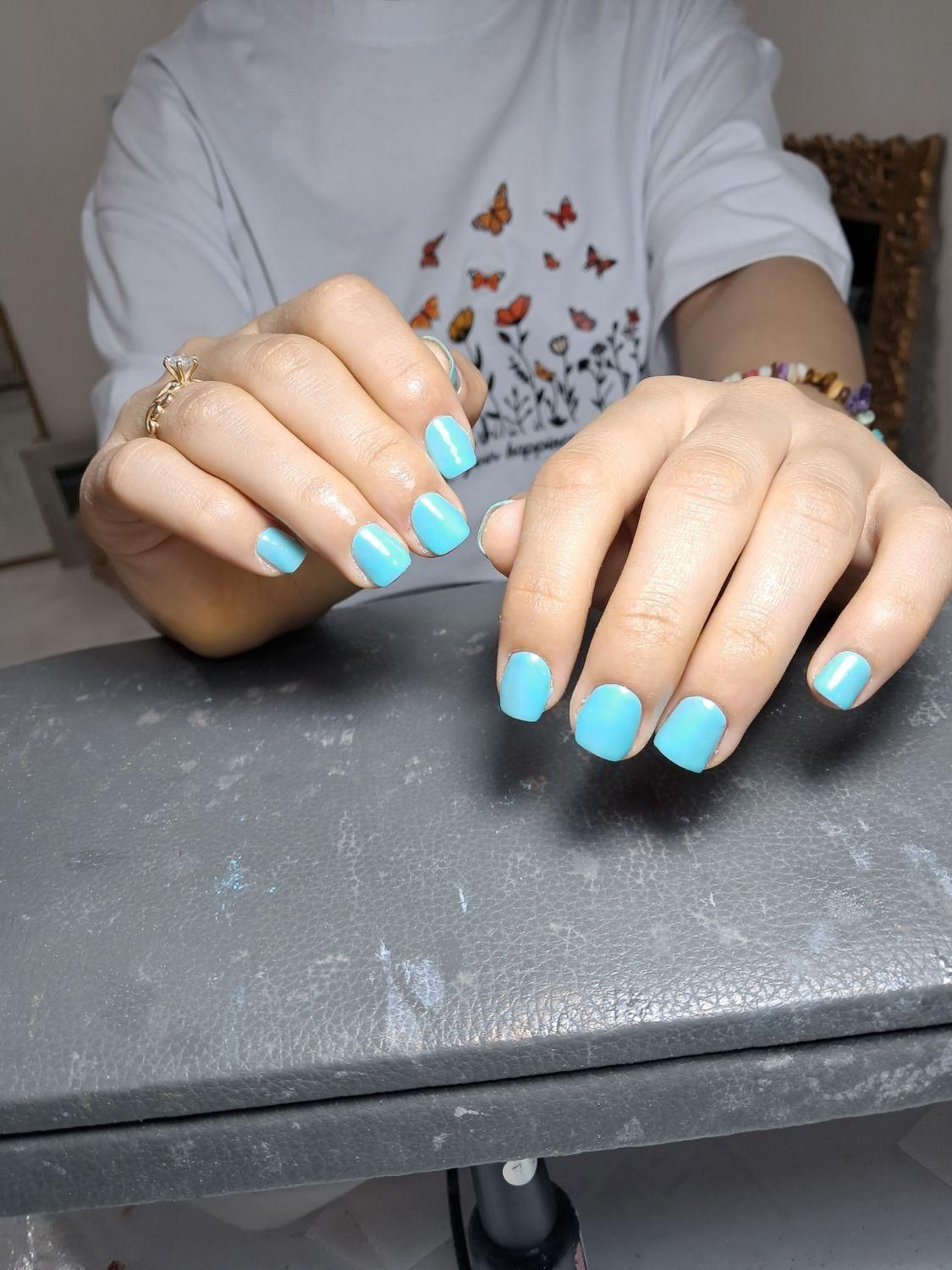 کاشت ناخن|خدمات آرایشگری و زیبایی|الوند, |دیوار