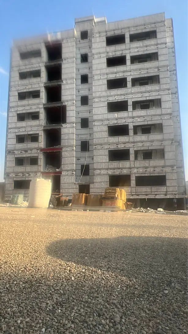 به اکیپ سرامیک کار ، سنگ کار ، کناف کار نیازمندیم|استخدام معماری، عمران و ساختمانی|تهران, حکیمیه|دیوار