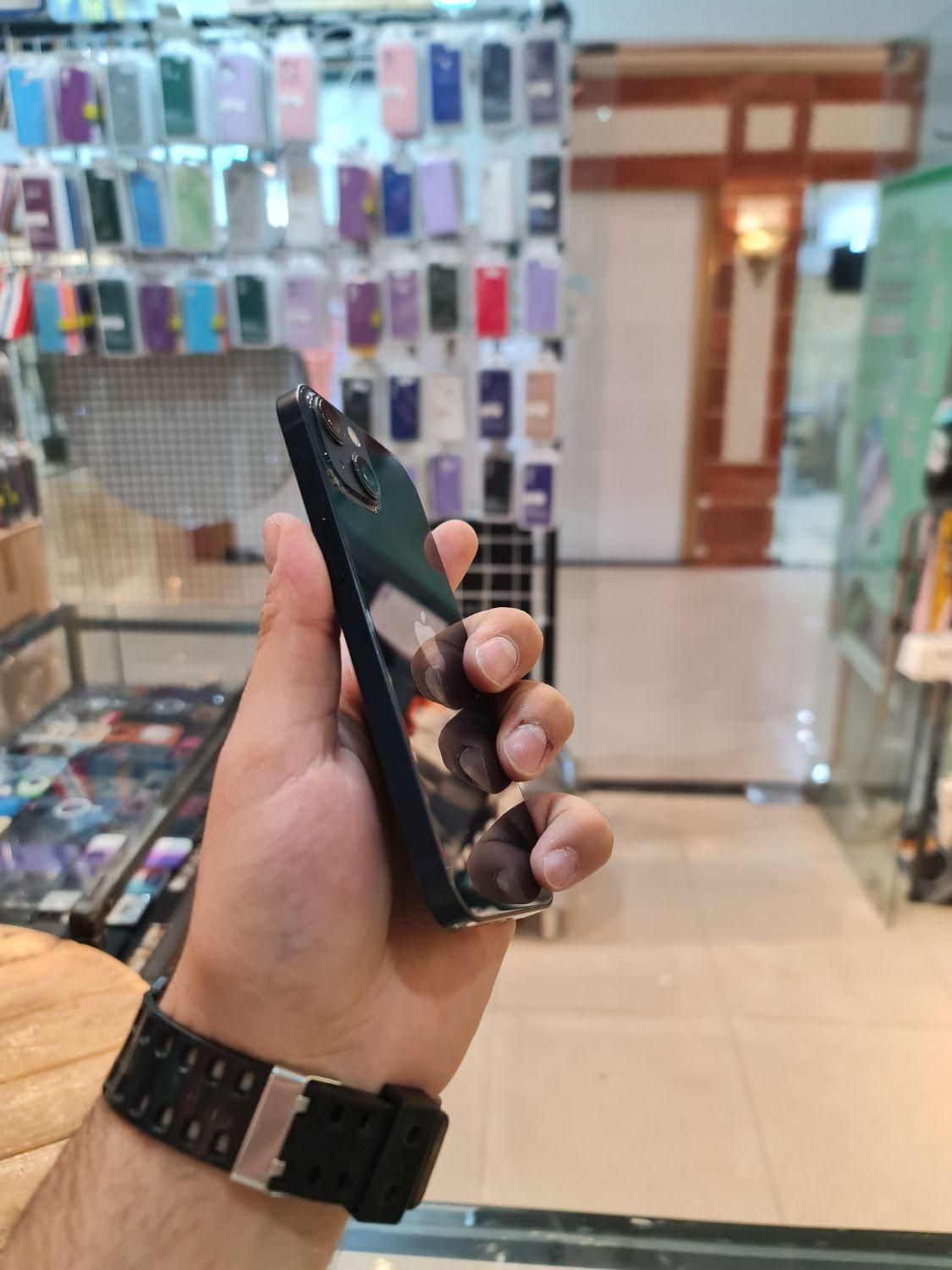 اپل iPhone 13 با حافظهٔ ۱۲۸ گیگابایت|موبایل|قزوین, |دیوار