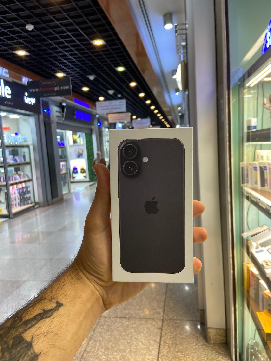 Iphone 16 normal cha 128 Gb|موبایل|تهران, شیخ هادی|دیوار