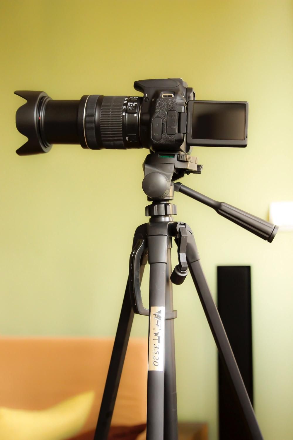 Canon 700D+18-135 STM ژاپنی با گارانتی و تجهیزات|دوربین عکاسی و فیلم‌برداری|تهران, عباس‌آباد|دیوار