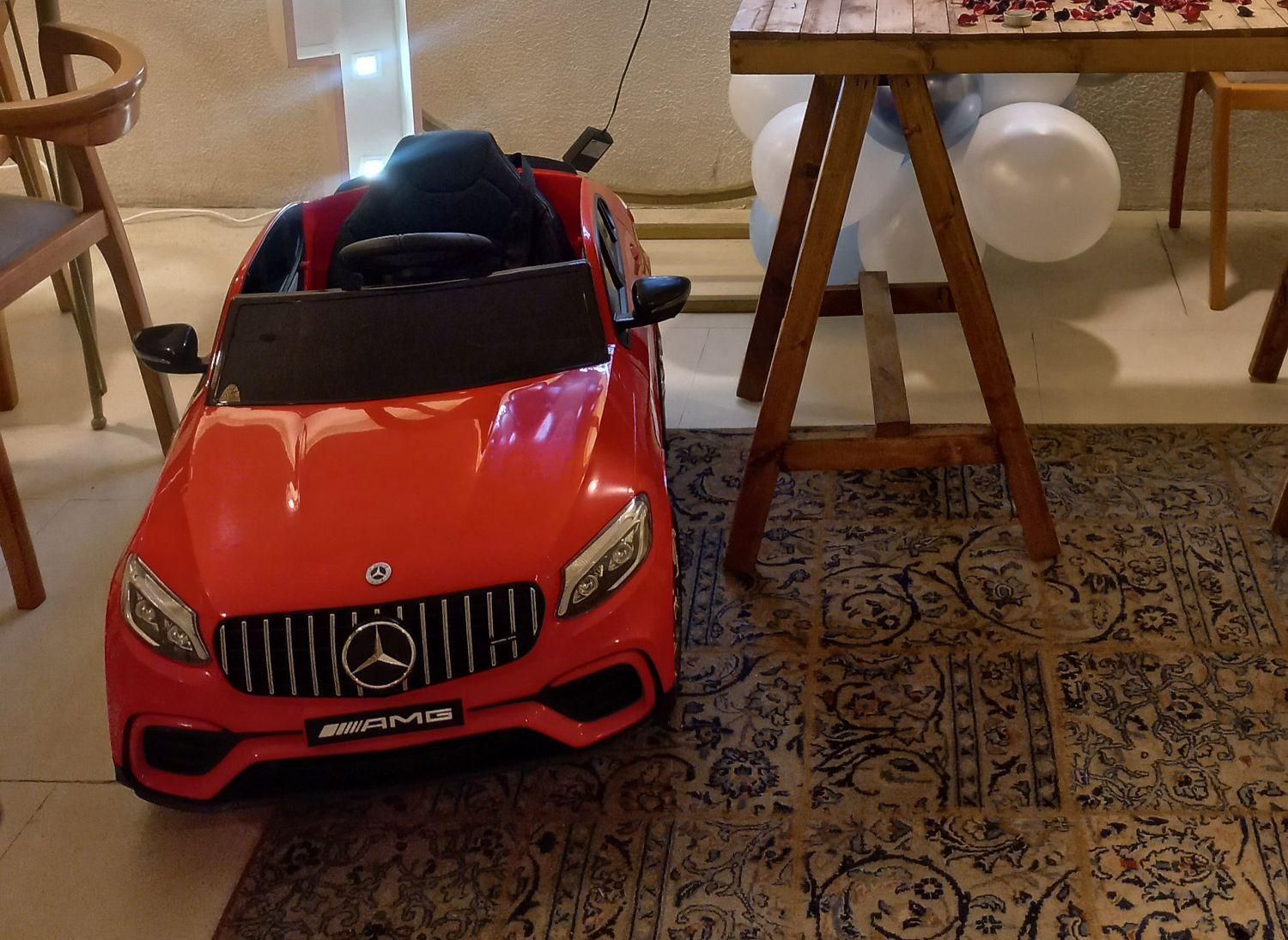 ماشین شارژی بنز در حد نو|اسباب‌بازی بچه|الوند, |دیوار