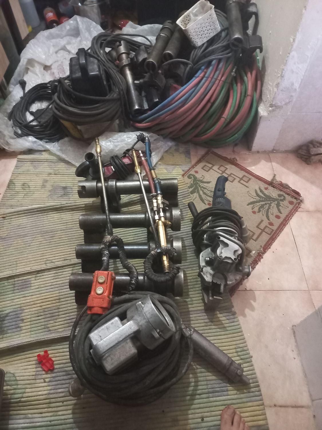 فورجینگ یاجوش سربه سرمیلگردهمراه با کاشت میلگرد|خدمات پیشه و مهارت|شیراز, درکی|دیوار